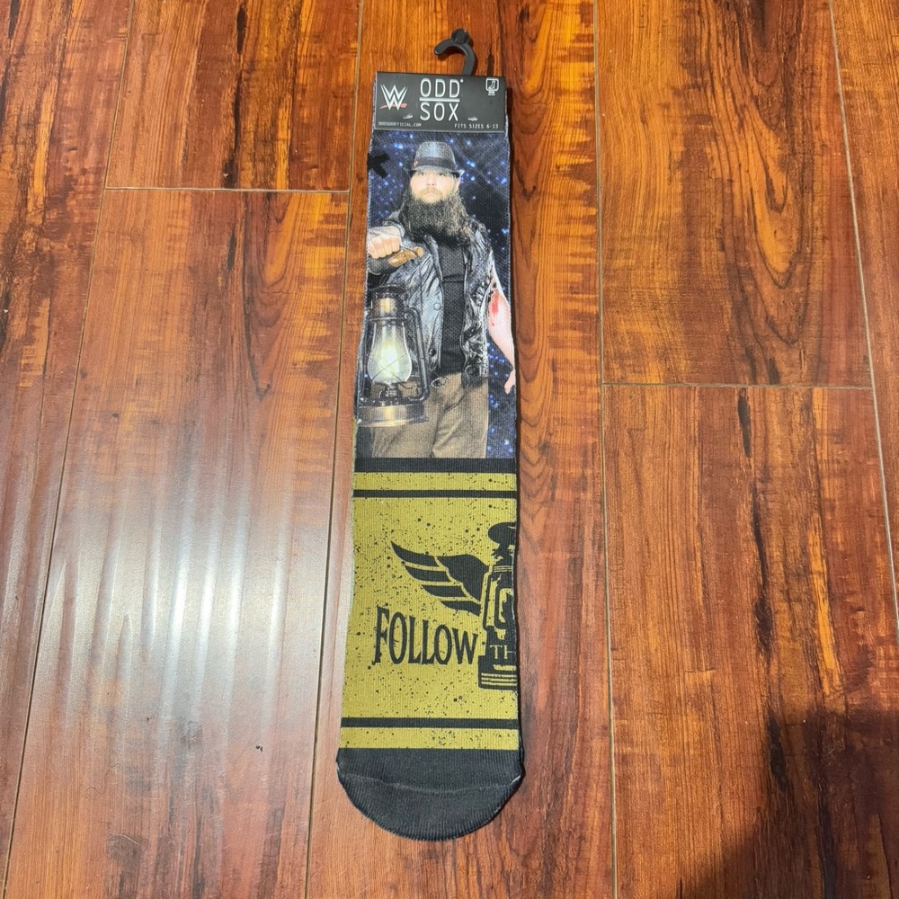 Bray Wyatt Odd Sox Crew Socks Size 6-13 WWE Slam Crate Loot Crate Exclusive NEW!